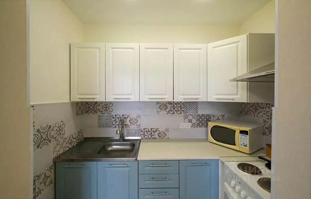 Студия Новосибирская область, Новосибирск ул. Плющихинская, 1 (37.9 м) - Фото 1