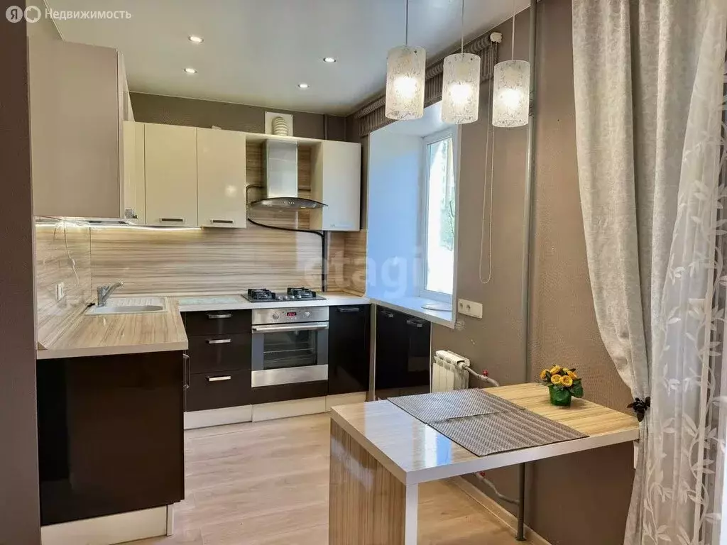 3-комнатная квартира: Екатеринбург, Солнечная улица, 41 (61.6 м) - Фото 1