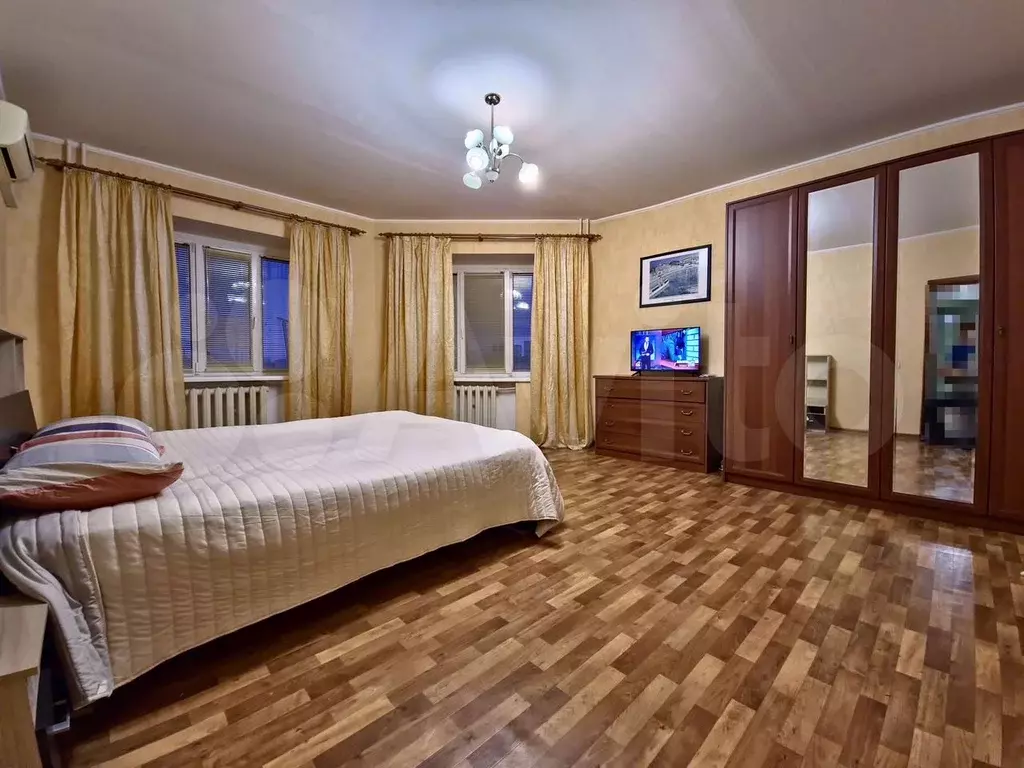 3-к. квартира, 90 м, 4/9 эт. - Фото 0