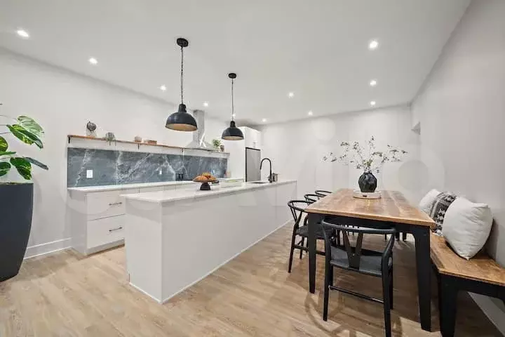 3-к. квартира, 129 м, 4/9 эт. - Фото 0