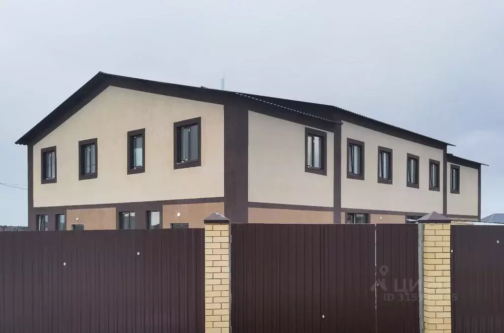 Таунхаус в Свердловская область, Полевской муниципальный округ, с. ... - Фото 1