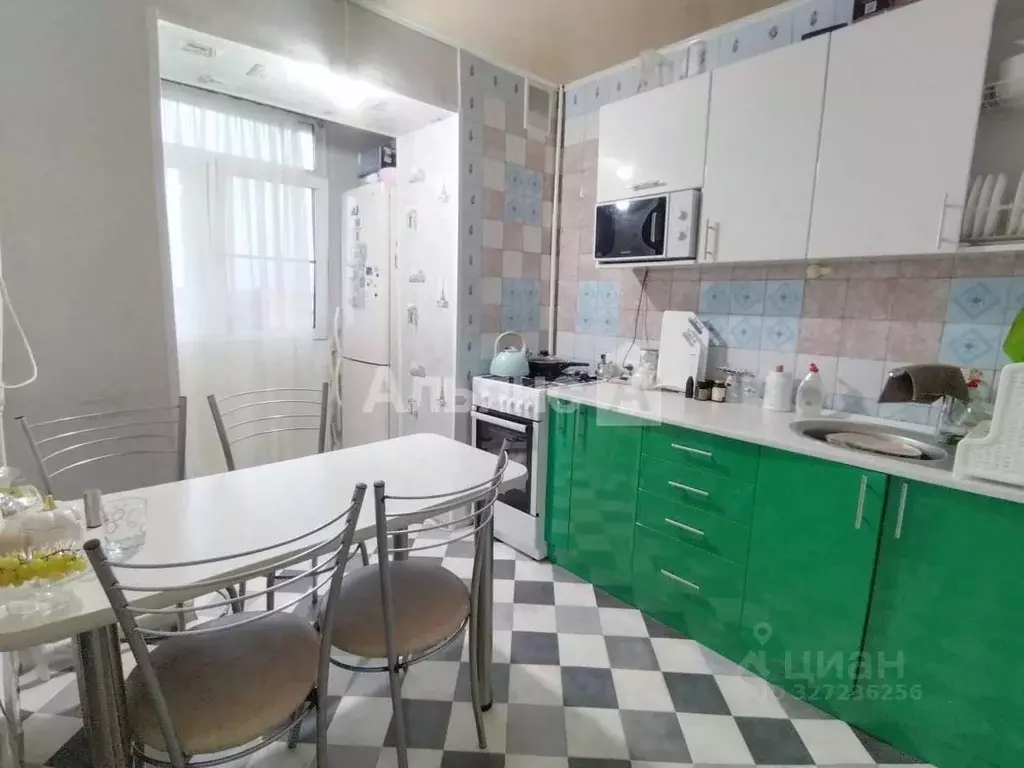 Комната Ростовская область, Шахты ул. Ворошилова, 9 (21.0 м) - Фото 1