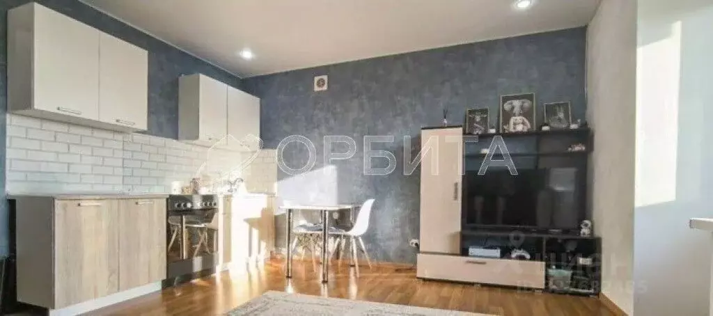 Студия Тюменская область, Тюмень Харьковская ул., 85а (26.0 м) - Фото 1