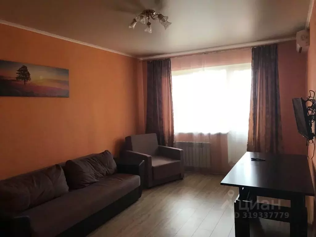 2-к кв. Астраханская область, Астрахань ул. Куликова, 67В (60.0 м) - Фото 0
