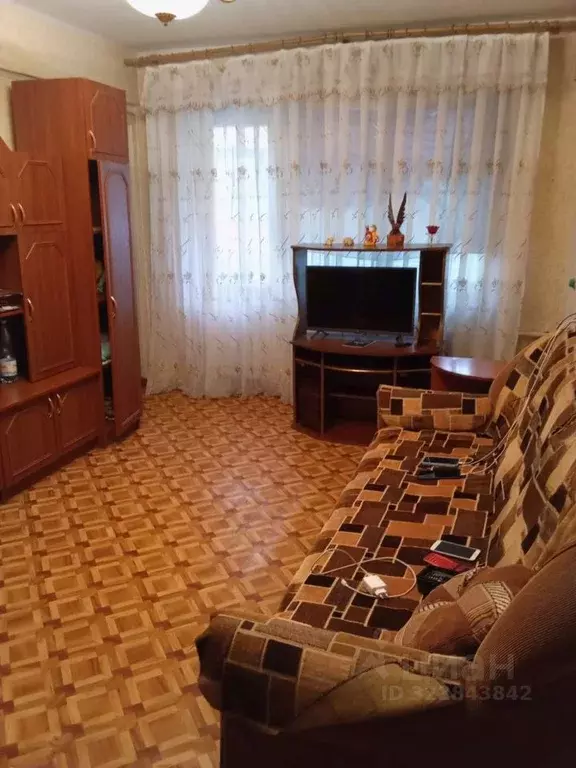 4-к кв. Ульяновская область, Ульяновск Октябрьская ул., 57 (68.0 м) - Фото 1