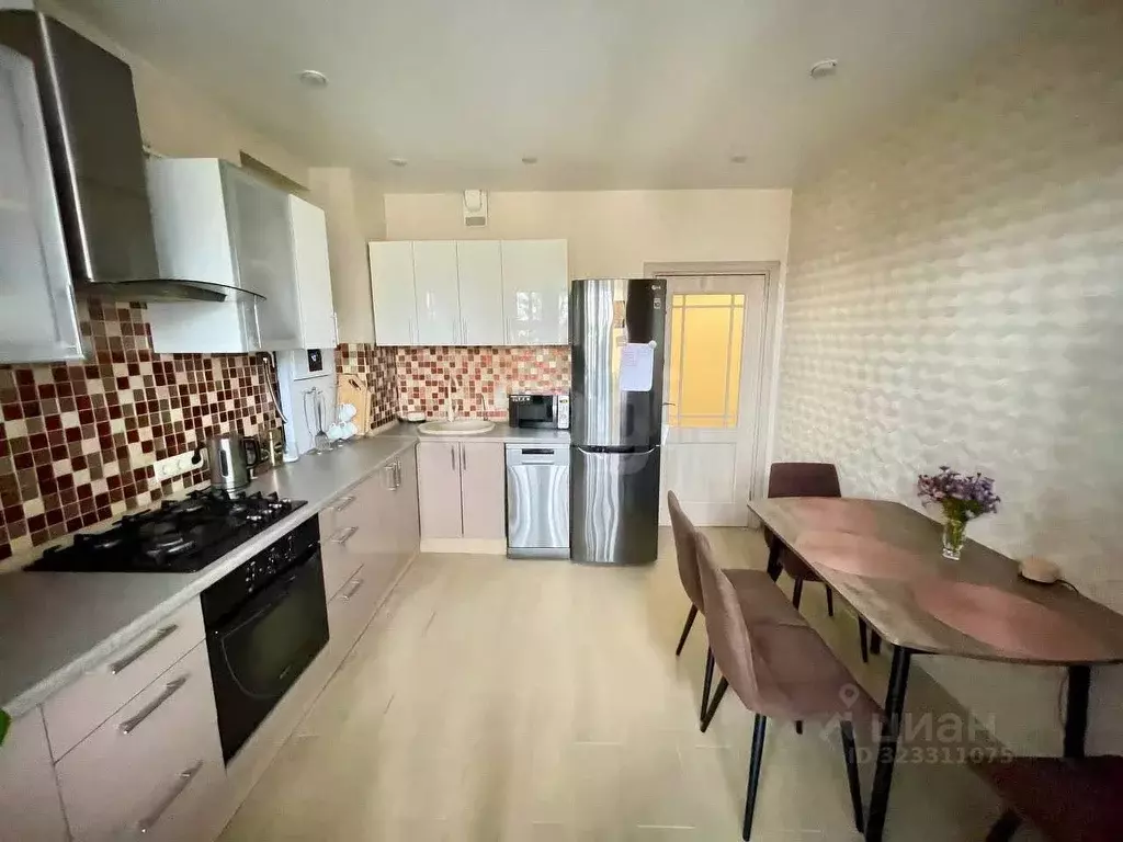 3-к кв. Тверская область, Тверь ул. 2-я Серова, 31 (82.0 м) - Фото 1