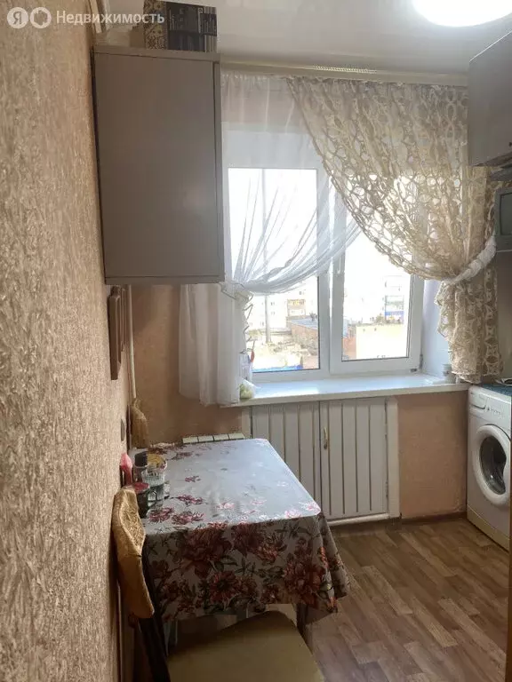 3-комнатная квартира: Бузулук, улица Шевченко, 74 (50 м) - Фото 1
