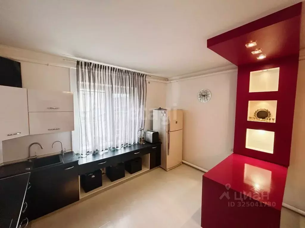 Дом в Краснодарский край, Новороссийск ул. Владимирская, 30 (168 м) - Фото 1