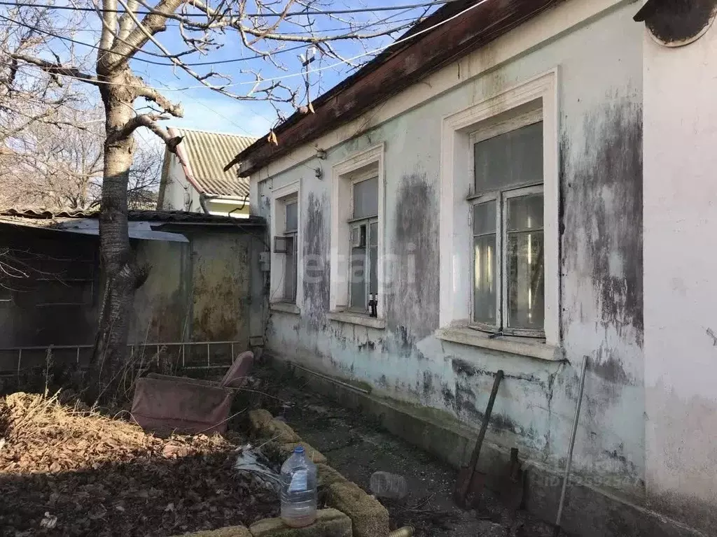 Дом в Крым, Симферополь ул. Вишневая, 96 (50 м) - Фото 0