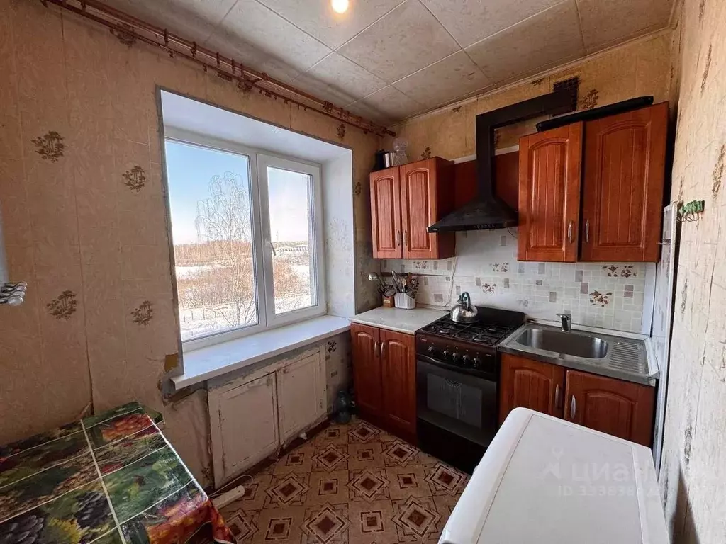 3-к кв. Ленинградская область, Тихвин 4-й мкр, 12 (57.0 м) - Фото 2
