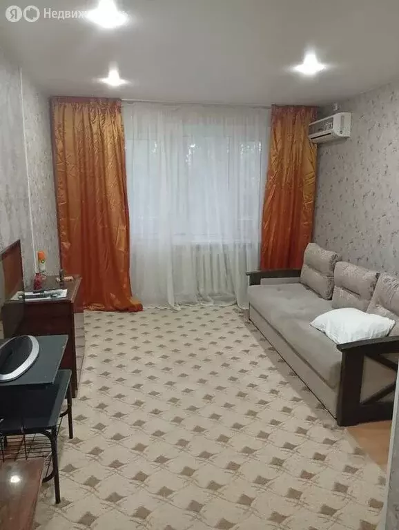 3-комнатная квартира: Анапа, улица Чехова, 1 (59 м) - Фото 1
