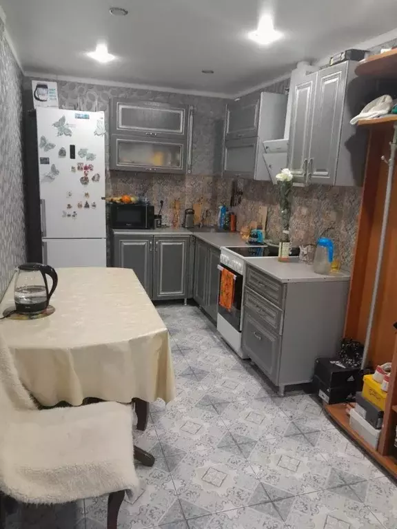 3-к кв. Краснодарский край, Геленджик ул. Грибоедова, 23 (71.0 м) - Фото 1