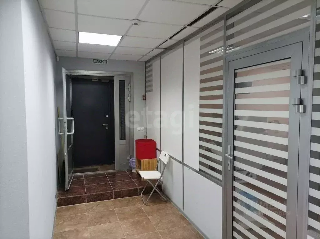 Помещение свободного назначения в Тюменская область, Тюмень ул. ... - Фото 1