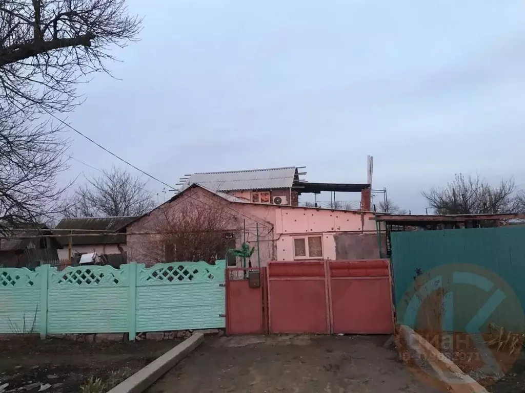 Дом в Крым, с. Краснознаменка ул. Гагарина, 46 (120 м) - Фото 1