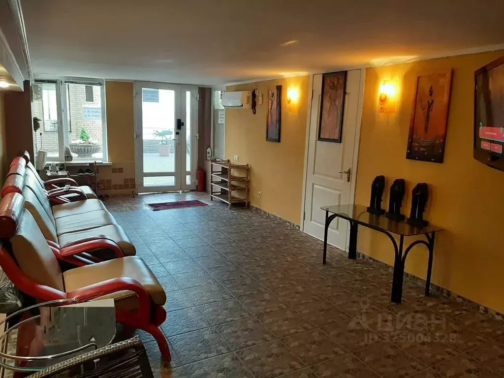 Дом в Крым, Алушта муниципальный округ, пос. Утес ул. Гагариной, 25/94 ... - Фото 1