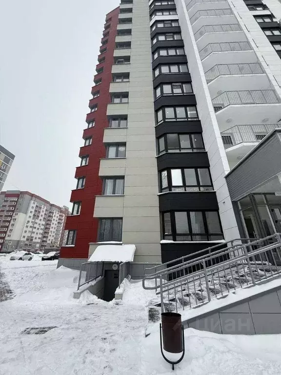 2-к кв. Брянская область, Брянск ул. Имени О.Н. Строкина, 8 (65.5 м) - Фото 2