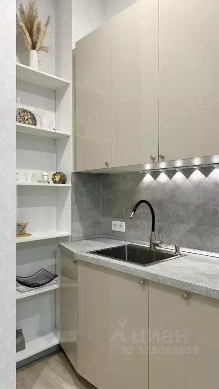 1-к кв. Санкт-Петербург Октябрьская наб., 40 (42.6 м) - Фото 1