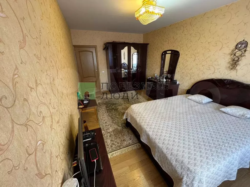3-к. квартира, 95 м, 4/10 эт. - Фото 1