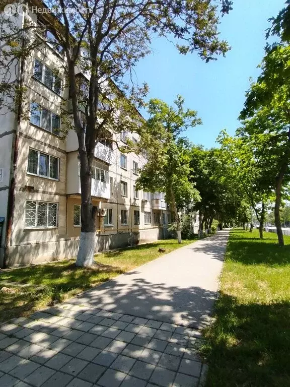 3-комнатная квартира: Керчь, улица Войкова (50 м) - Фото 2