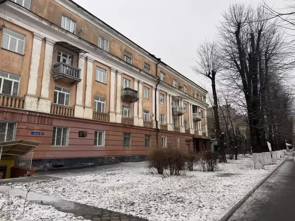 3-к кв. Северная Осетия, Владикавказ ул. Маркуса, 4 (80.0 м) - Фото 0