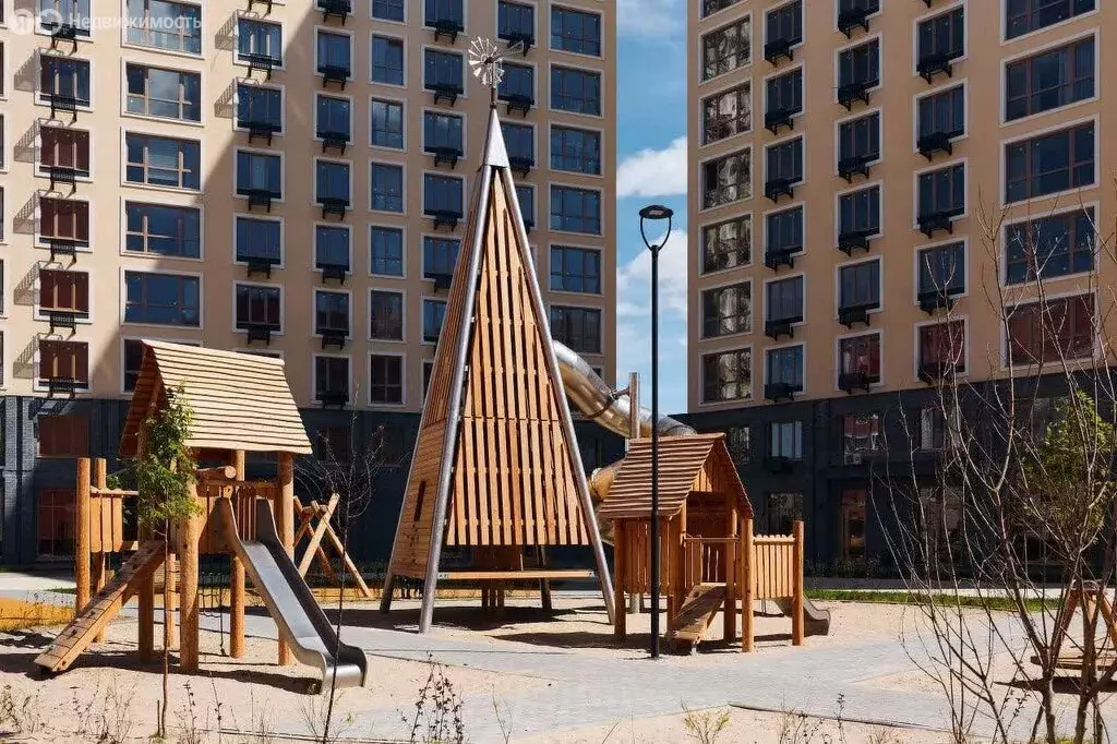 3-комнатная квартира: Тюмень, Газопромысловая улица, 1к2 (90.8 м) - Фото 2