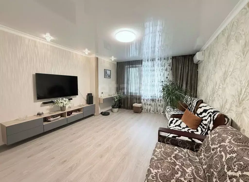 2-к кв. Татарстан, Казань Тэцевская ул., 4 (59.2 м) - Фото 1