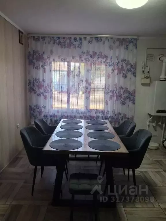 Дом в Воронежская область, Богучар Песковатская ул., 32 (80 м) - Фото 1