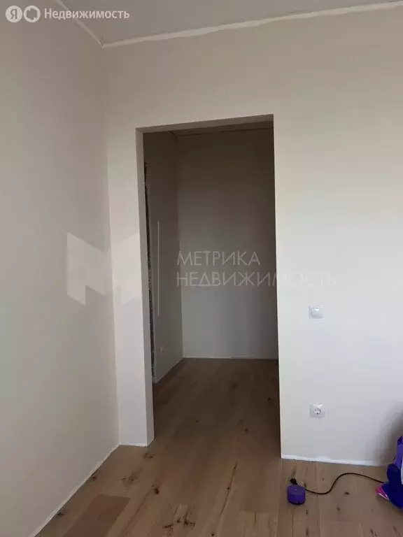 3-комнатная квартира: Тюмень, Краснооктябрьская улица, 4 (65.4 м) - Фото 1