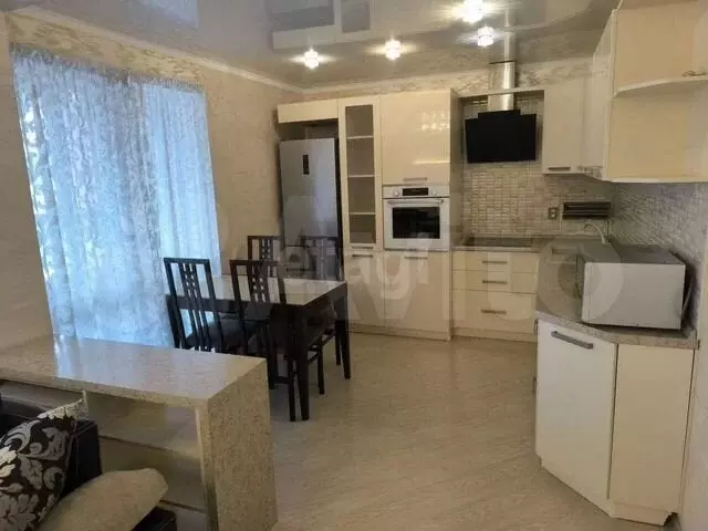 3-к. квартира, 74 м, 3/10 эт. - Фото 0