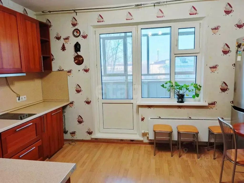 2-к кв. Красноярский край, Красноярск ул. Толстого, 67А (63.0 м) - Фото 1