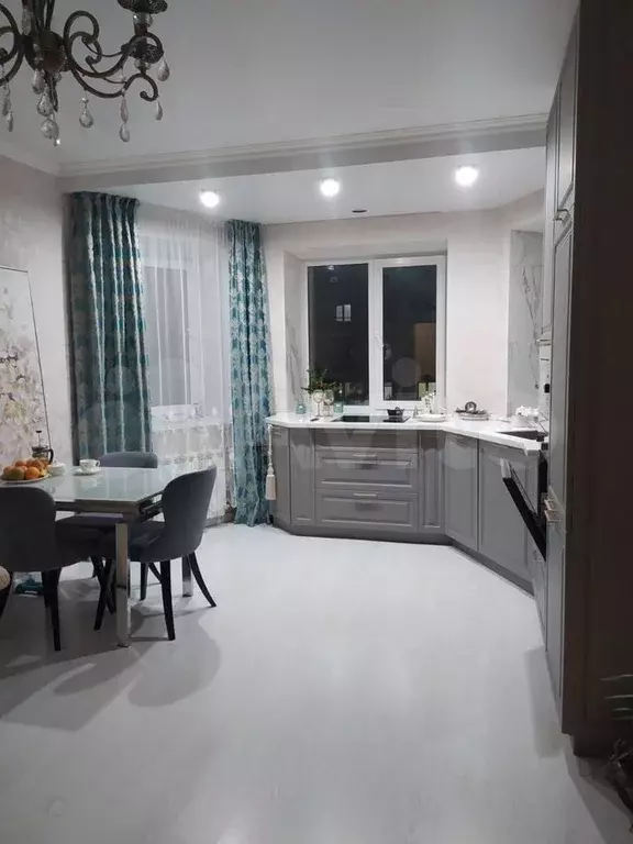 4-к. квартира, 90 м, 4/5 эт. - Фото 1