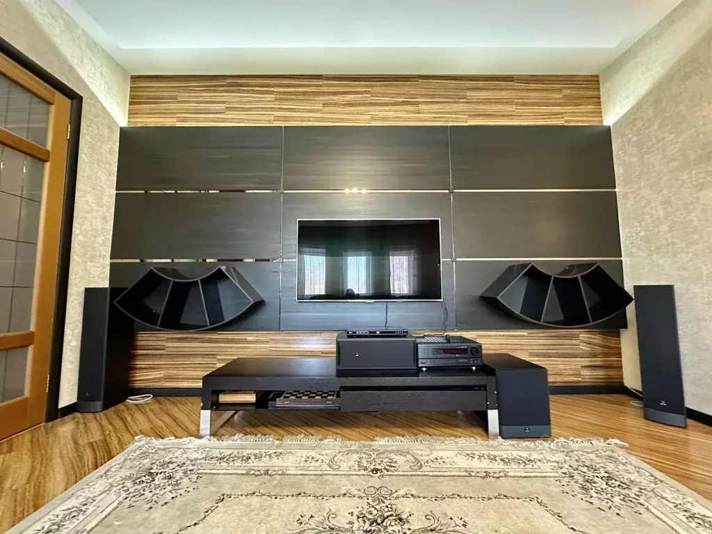 4-к кв. Алтайский край, Барнаул ул. Профинтерна, 40А (170.0 м) - Фото 1