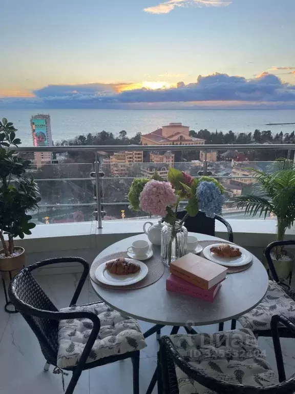 2-к кв. Краснодарский край, Сочи Светлана мкр, ул. Учительская, 9 ... - Фото 1