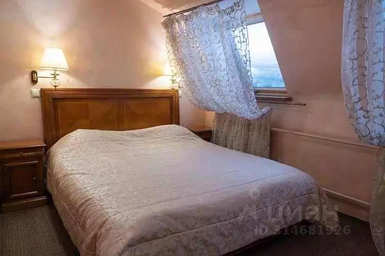 Комната Тульская область, Тула Советская ул., 47 (58.0 м) - Фото 0