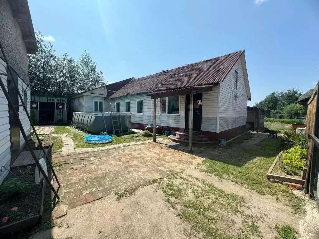 Дом в Амурская область, Свободный ул. 3-я Линия, 9/237 (120 м) - Фото 1