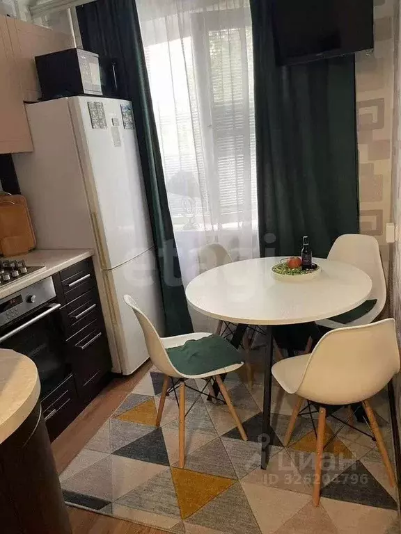 1-к кв. Воронежская область, Россошь ул. Свердлова, 43 (40.0 м) - Фото 1