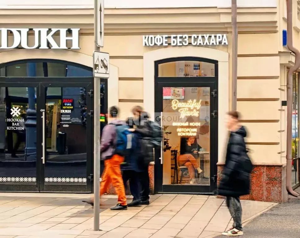 Торговая площадь в Москва Новослободская ул., 19С1 (14 м) - Фото 1