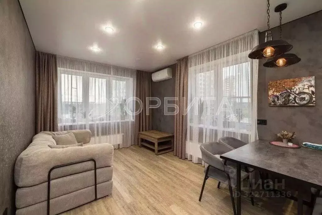 2-к кв. Тюменская область, Тюмень ул. Новоселов, 103к1 (61.5 м) - Фото 2