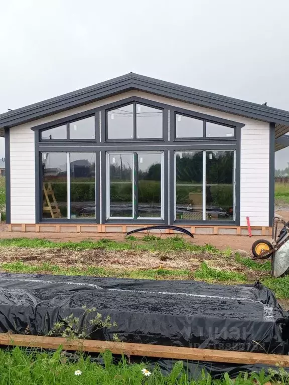 Дом в Ленинградская область, Ломоносовский район, Пениковское с/пос, ... - Фото 1