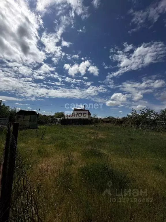 Участок в Астраханская область, Наримановский район, Волгарь садовое ... - Фото 1