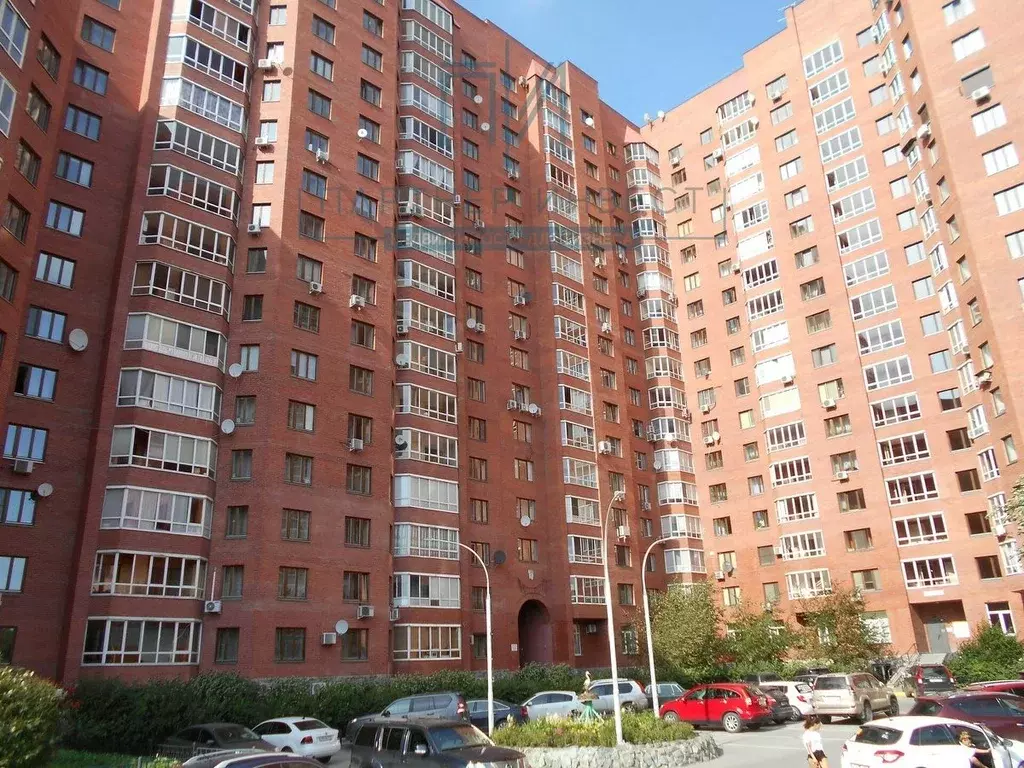 Офис в Свердловская область, Екатеринбург ул. Тверитина, 34/2 (40 м) - Фото 1