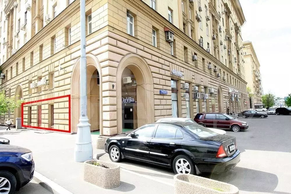 Продажа торговой площади 305 м2, метро Пролетарская, Крестьянская ... - Фото 1