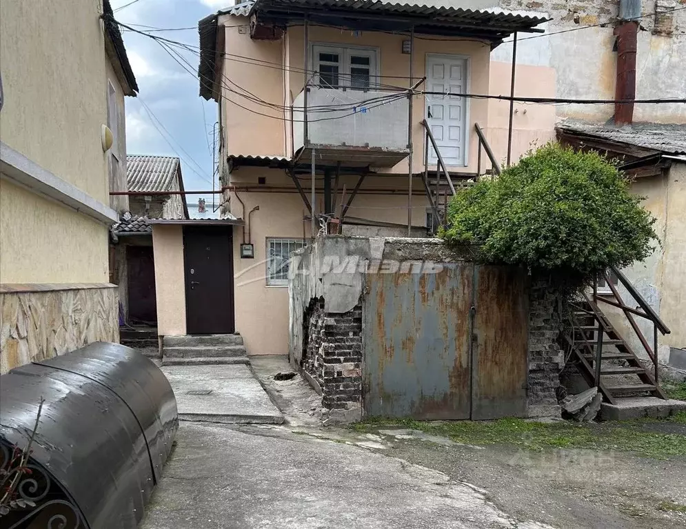 Дом в Крым, Симферополь ул. Черноморская, 20 (50 м) - Фото 0