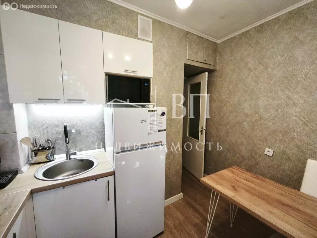 3-комнатная квартира: Санкт-Петербург, Белградская улица, 26к4 (52 м) - Фото 1