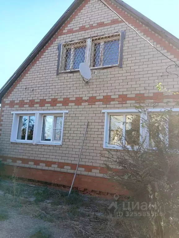 Дом в Саратовская область, Ершов муниципальное образование, пос. ... - Фото 1