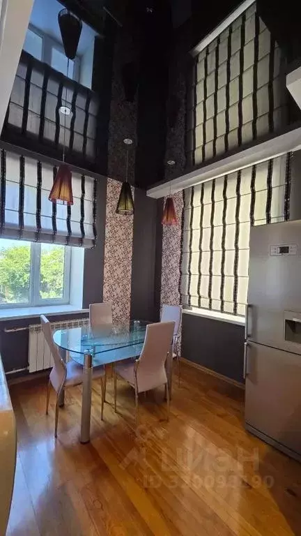 2-к кв. Челябинская область, Миасс просп. Автозаводцев, 24 (56.0 м) - Фото 0