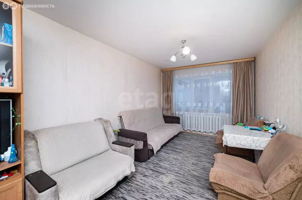 3-комнатная квартира: Курган, проспект Конституции, 36А (62.5 м) - Фото 1