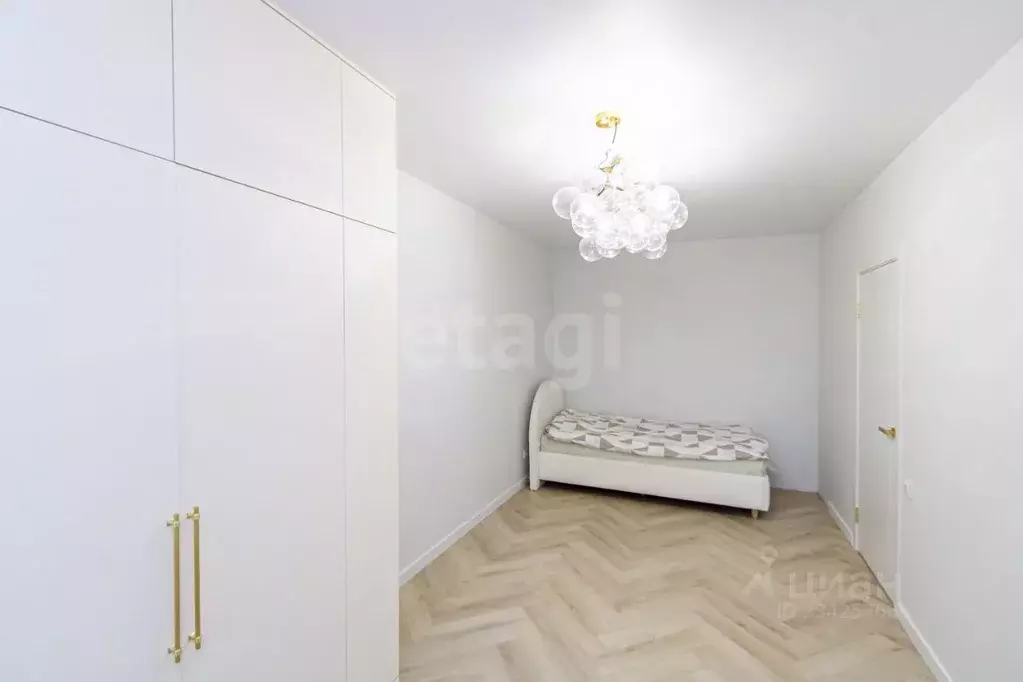 2-к кв. Тюменская область, Тюмень Орловская ул., 52 (68.5 м) - Фото 1