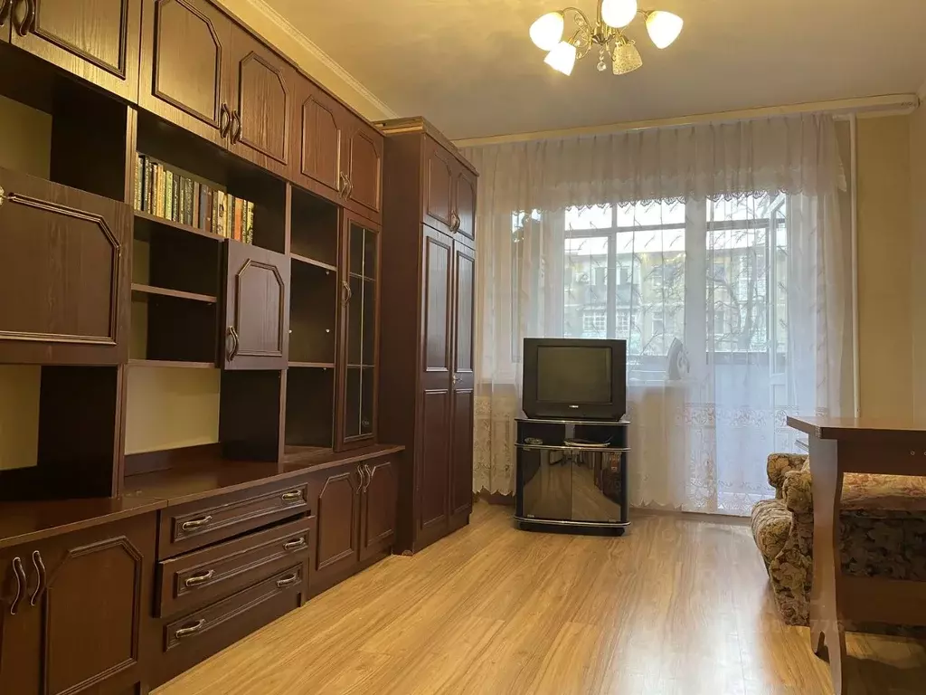 1-к кв. Московская область, Серпухов Звездная ул., 5 (31.0 м) - Фото 1