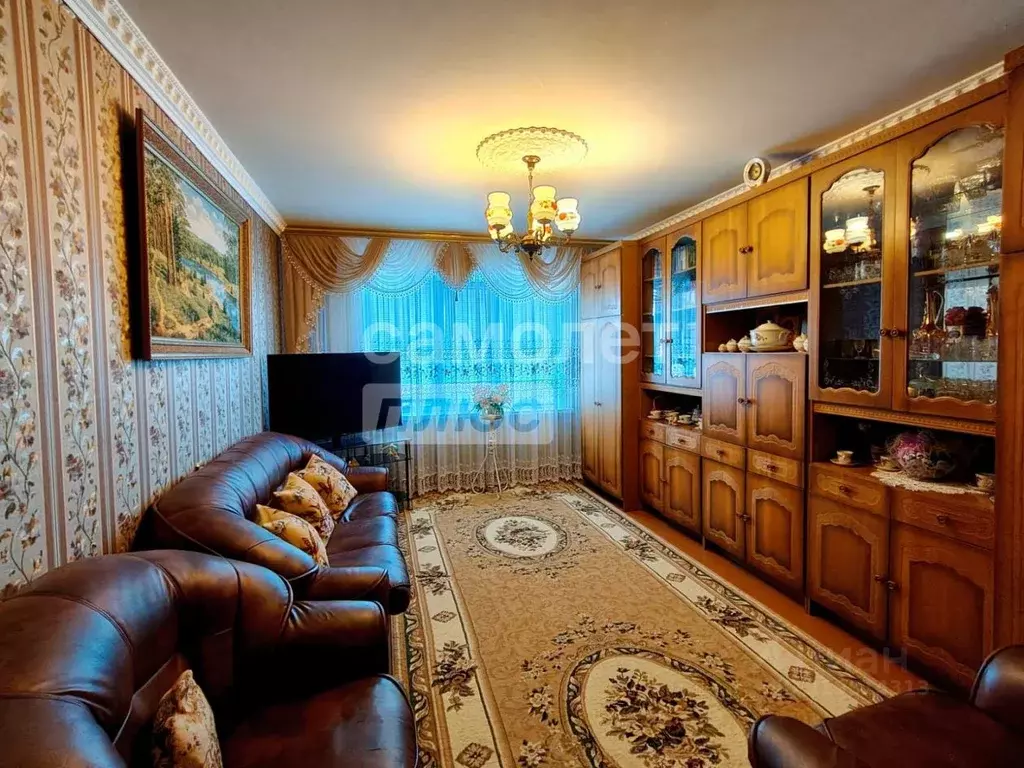 3-к кв. Белгородская область, Старый Оскол Жукова мкр, 24 (62.0 м) - Фото 1